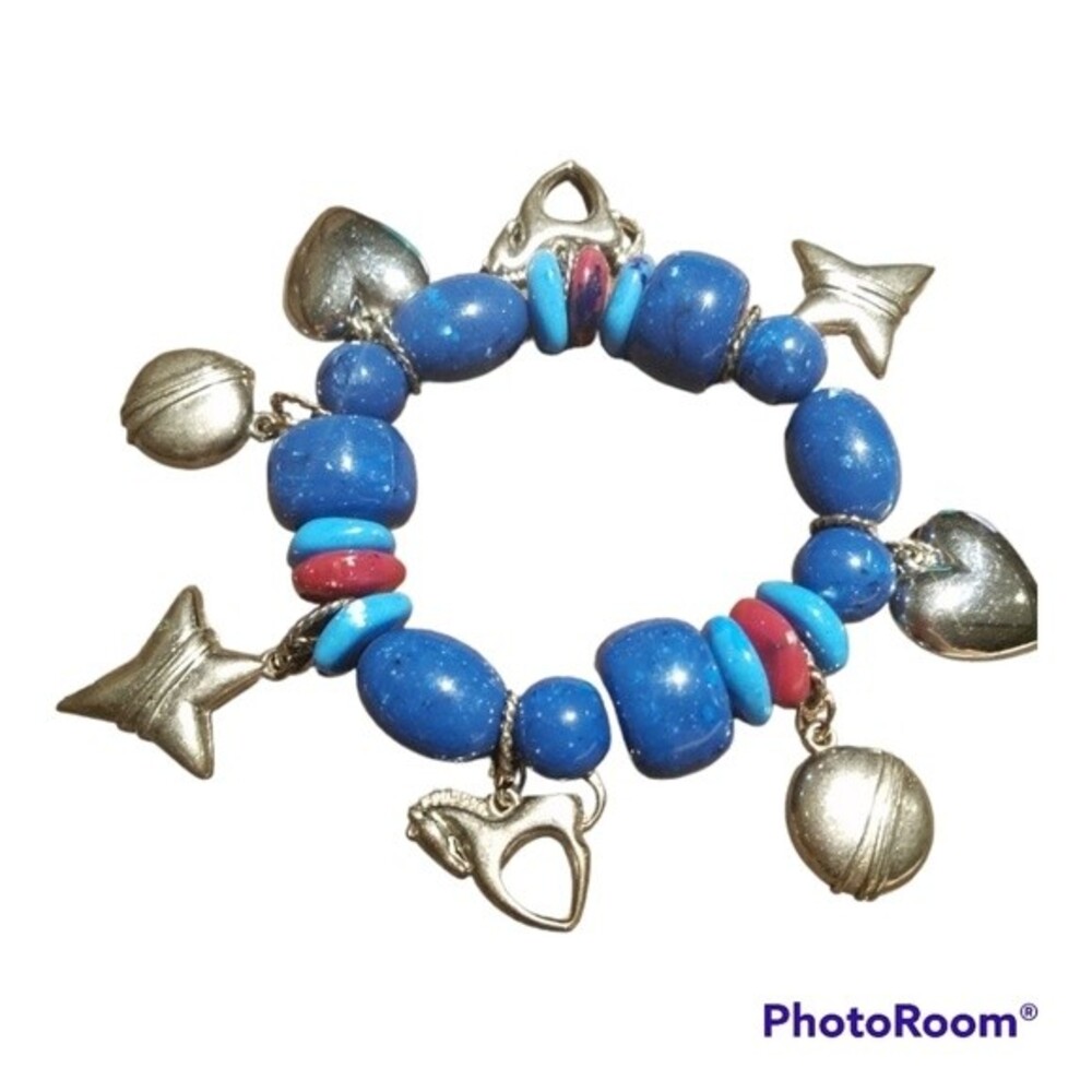 2 Beaded Bracelets, One with charms and large beads the other small beads - Picture 3 of 6